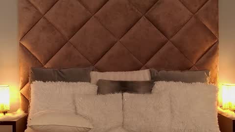 jaquelinemerlot online show from December 15, 5:36 am