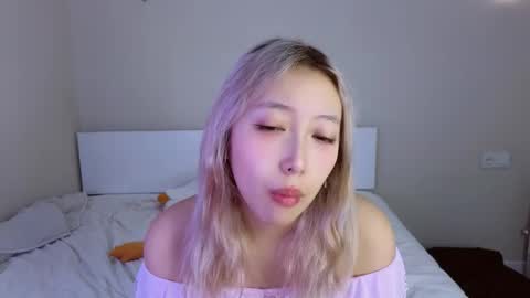 Jasmine online show from February 11, 8:45 pm