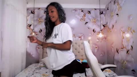 Snapshot of jasmin_brunette_ chatting on January 23, 2:50 pm Jasmin online show from January 23, 2:50 pm