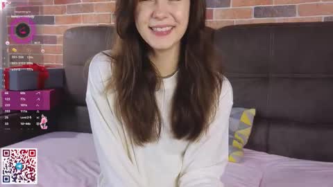 Snapshot of jasmindoroti chatting on September 16, 6:27 am Chloe online show from September 16, 6:27 am