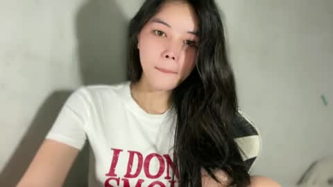 jassie_baee online show from August 5, 6:43 am