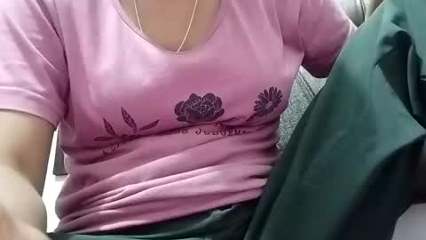 jasspreettt online show from May 14, 1:42 pm
