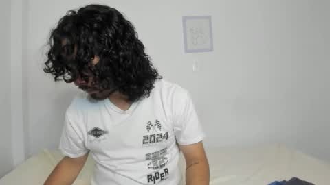 jave_rave online show from March 21, 4:18 am