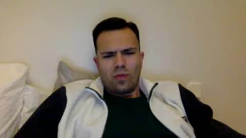 Snapshot of javierscm chatting on February 18, 6:37 pm javierscm online show from February 18, 6:37 pm