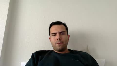 Snapshot of javierscm chatting on December 2, 2:36 pm javierscm online show from December 2, 2:36 pm