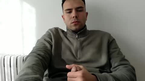 Snapshot of javierscm chatting on January 15, 10:38 am javierscm online show from January 15, 10:38 am