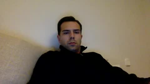 Snapshot of javierscm chatting on January 2, 9:50 pm javierscm online show from January 2, 9:50 pm