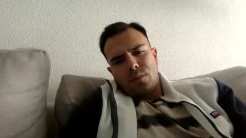 Snapshot of javierscm chatting on October 28, 11:33 am javierscm online show from October 28, 11:33 am