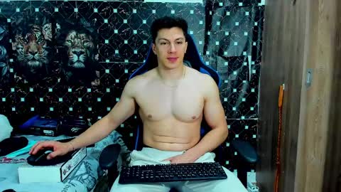 Javier online show from May 3, 11:22 pm