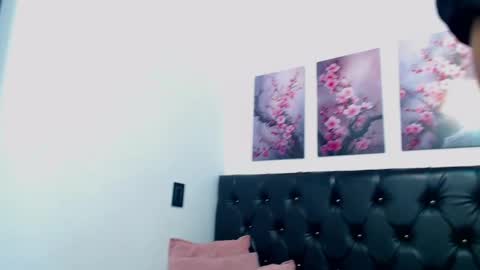 jax_f00x online show from May 8, 7:41 pm