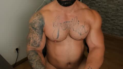 Snapshot of jaxonhunk chatting on September 26, 12:18 am JaxonHunk online show from September 26, 12:18 am