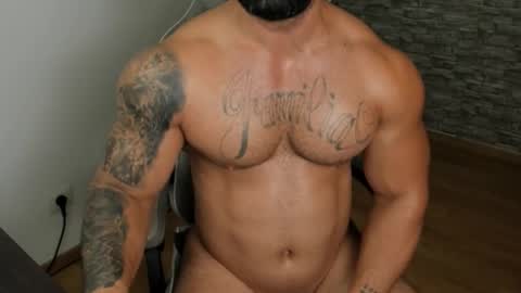 Snapshot of jaxonhunk chatting on September 28, 12:19 am JaxonHunk online show from September 28, 12:19 am