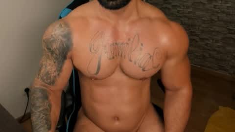 Snapshot of jaxonhunk chatting on October 15, 1:53 am JaxonHunk online show from October 15, 1:53 am