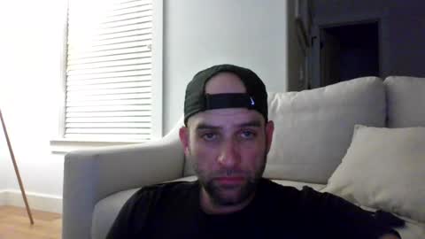 jaybee8112 online show from July 14, 6:40 am