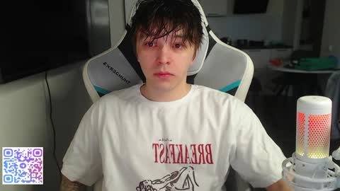 Jayce online show from May 15, 4:32 am