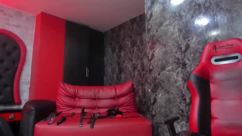 Snapshot of jaylen_bdsm chatting on February 17, 3:33 pm jaylen_bdsm online show from February 17, 3:33 pm
