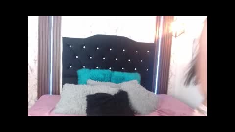 Jazmin online show from September 29, 12:37 pm