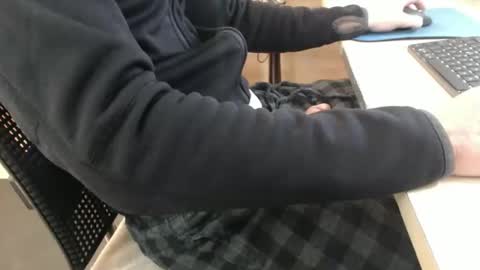 jc200000 online show from February 12, 6:33 pm