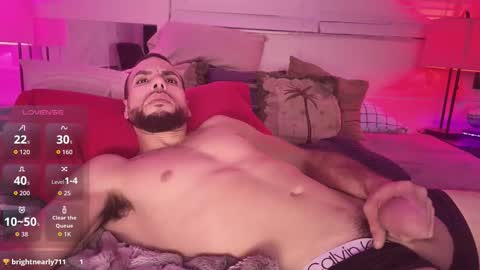 JcMax305 online show from November 7, 12:40 pm