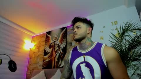 Jean  axelcrow       Modelo Independiente online show from June 10, 6:12 am