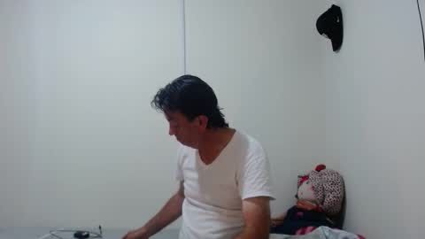 jeans_and_emma online show from March 22, 7:23 am