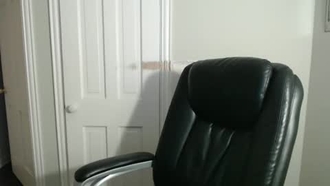 Snapshot of jeb5150 chatting on January 21, 4:10 am JE online show from January 21, 4:10 am