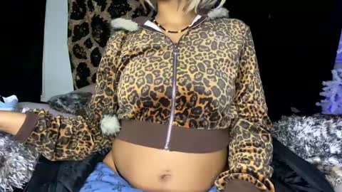 jeddahdolly online show from January 11, 2:39 am