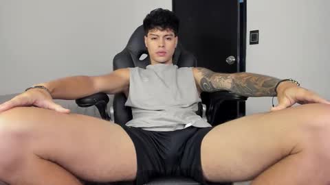 Jeanpii01 online show from February 17, 2:16 pm