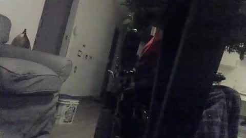 hugo online show from December 18, 1:45 am