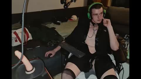 jeffstarckmann online show from October 5, 6:04 pm