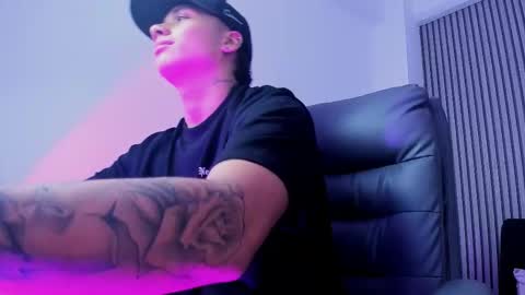 jeicob_7 online show from December 3, 12:06 pm