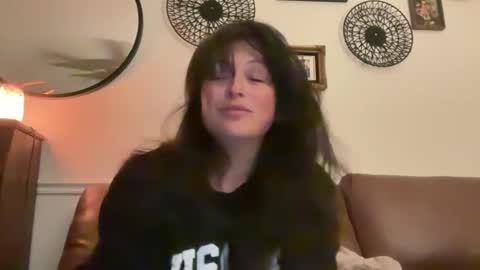 Jelli online show from April 8, 7:22 am