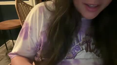 Snapshot of jellybeanin chatting on October 1, 5:39 am Jelli online show from October 1, 5:39 am