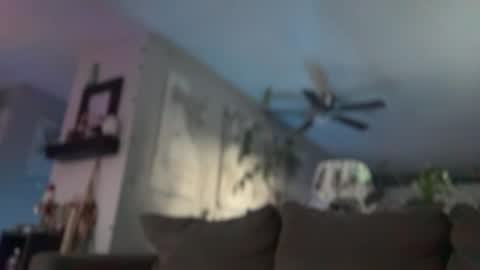 Guy Jones online show from December 4, 11:37 pm