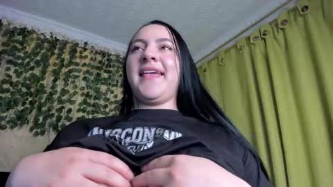 jeniferpowell_nm online show from January 6, 7:07 pm