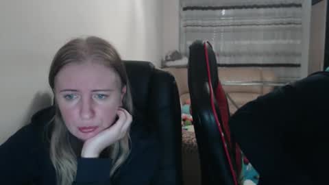 JenisAndPeter online show from September 29, 4:17 pm