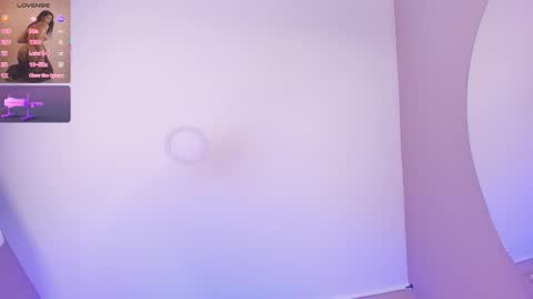 Jenn online show from November 20, 4:00 am