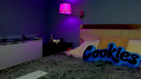 Jenna J. Morrison online show from March 9, 3:33 am