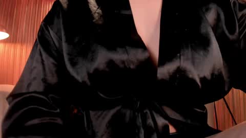 Jenna Olson  online show from February 25, 9:37 pm