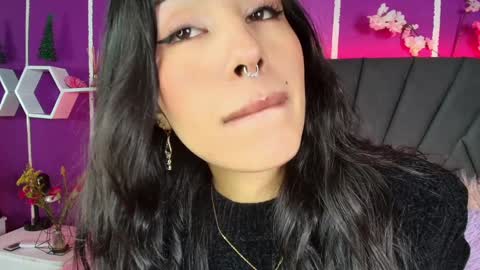 Jenner online show from December 5, 3:53 am