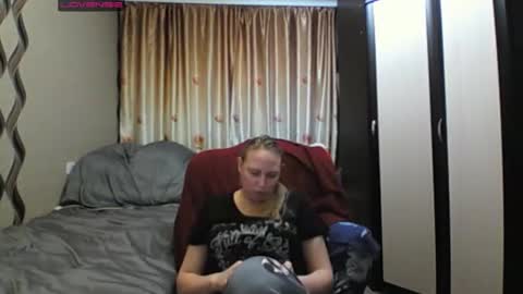 JenniDeep online show from February 27, 5:38 pm