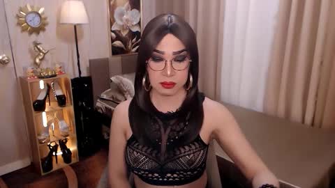 jenniegarcia online show from February 2, 7:54 pm