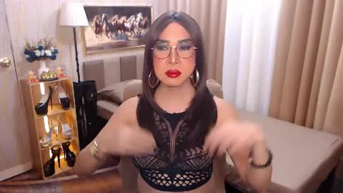 jenniegarcia online show from May 19, 1:07 pm