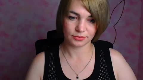 Jennifer online show from June 25, 6:18 am