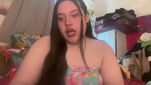 jennifer_robbie online show from July 12, 4:26 am
