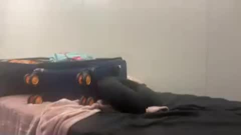 jennifer_robbie online show from June 29, 3:47 am