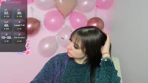 Jennifer online show from February 13, 10:34 am