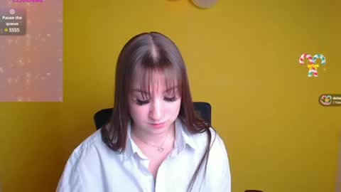 Jennifer online show from February 16, 10:10 am