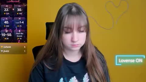 Jennifer online show from December 22, 6:53 am