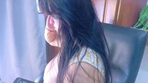 Jennifer vega  online show from April 16, 9:50 pm